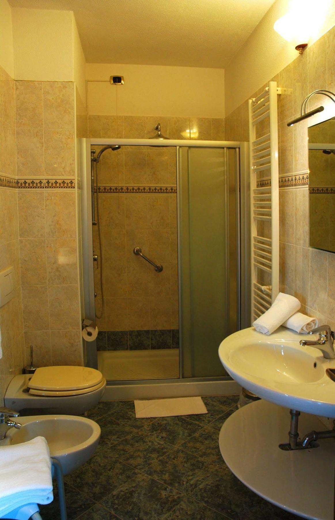 Hotel Sonenga 3*
